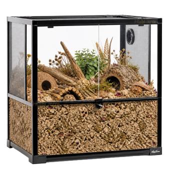 Glazen terrarium met schuifruiten