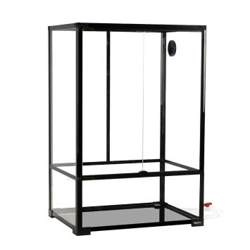 Paludarium met geïntegreerde afvoer